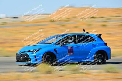 media/Oct-06-2024-Extreme Speed (Sun) [[566413cb2b]]/Blue/Session 1 (Turns 11 and 12)/